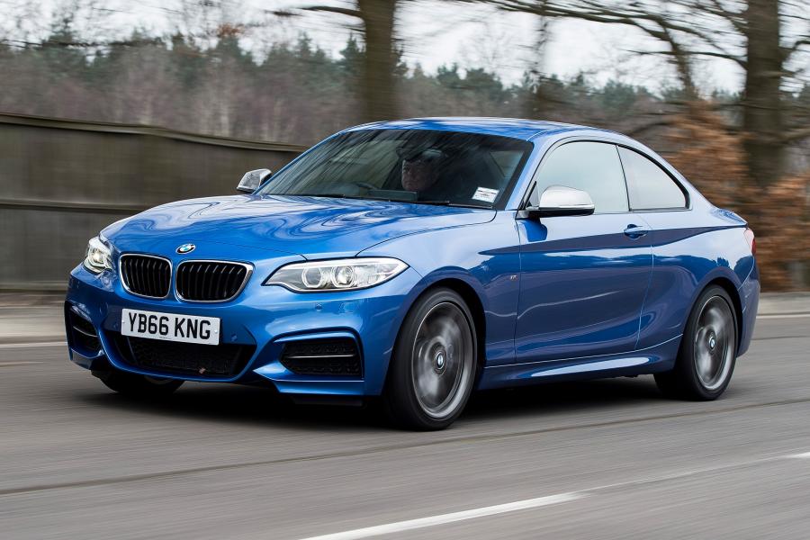  BMW M240i Coupe 2016 года  (UK) (фото 23 из 25)